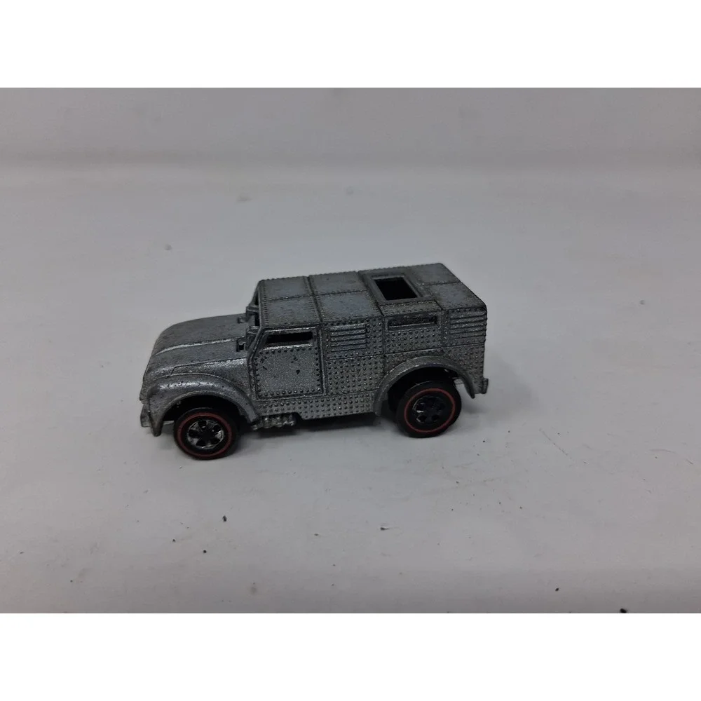 Hot Wheels Redline 1970 Heavyweights Funny Money Silver Painted. Missing Bump. X